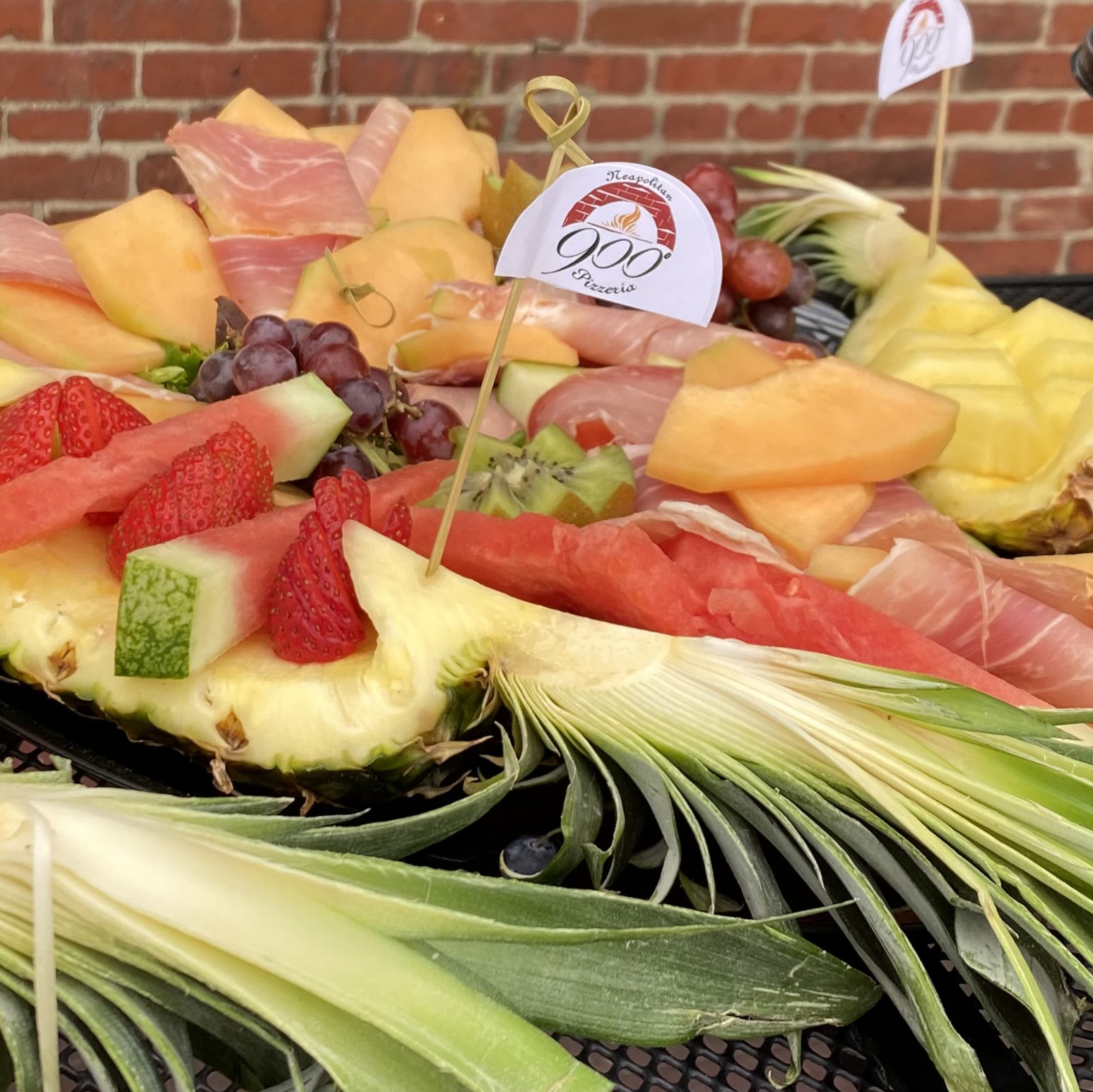 210905-event-catering-deck-4-square